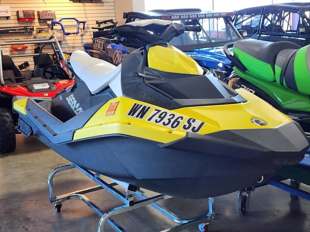 2015 Sea-Doo Spark 3up ROTAX® 900 HO ACE Convenience Package 3 UP ROTAX 900 H O ACE in Enumclaw, WA