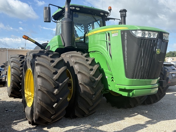 2020 John Deere 9520R in Assumption, IL
