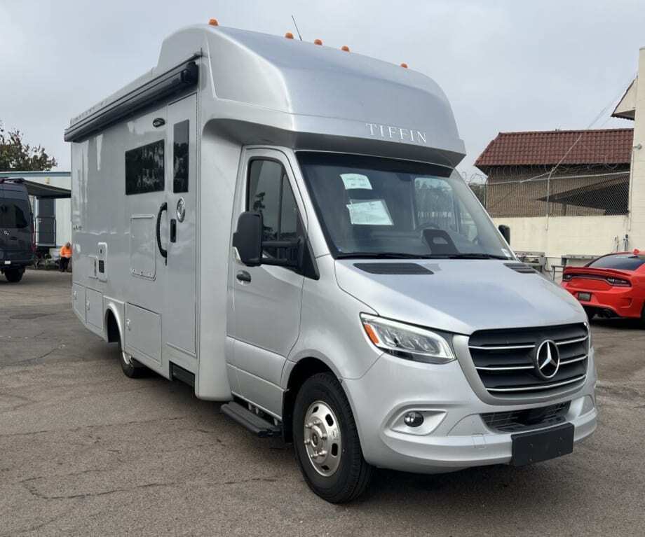 2027 Tiffin WAYFARER 25RW RV