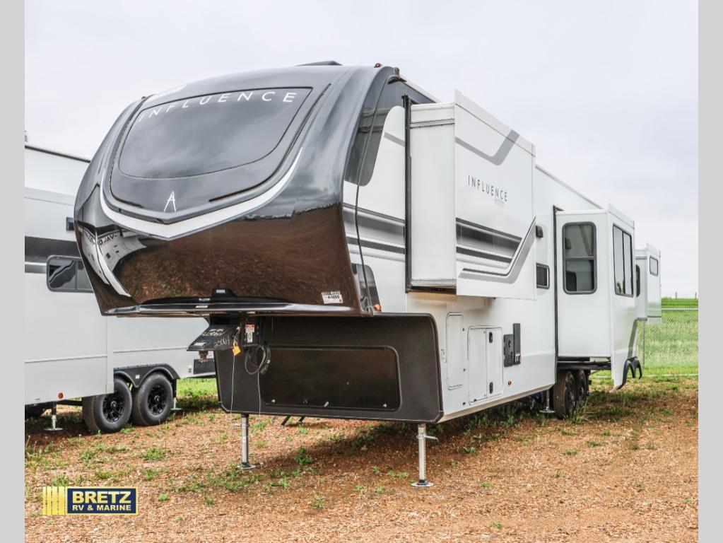 2026 Grand Design Influence 3804DS in lake crystal MN