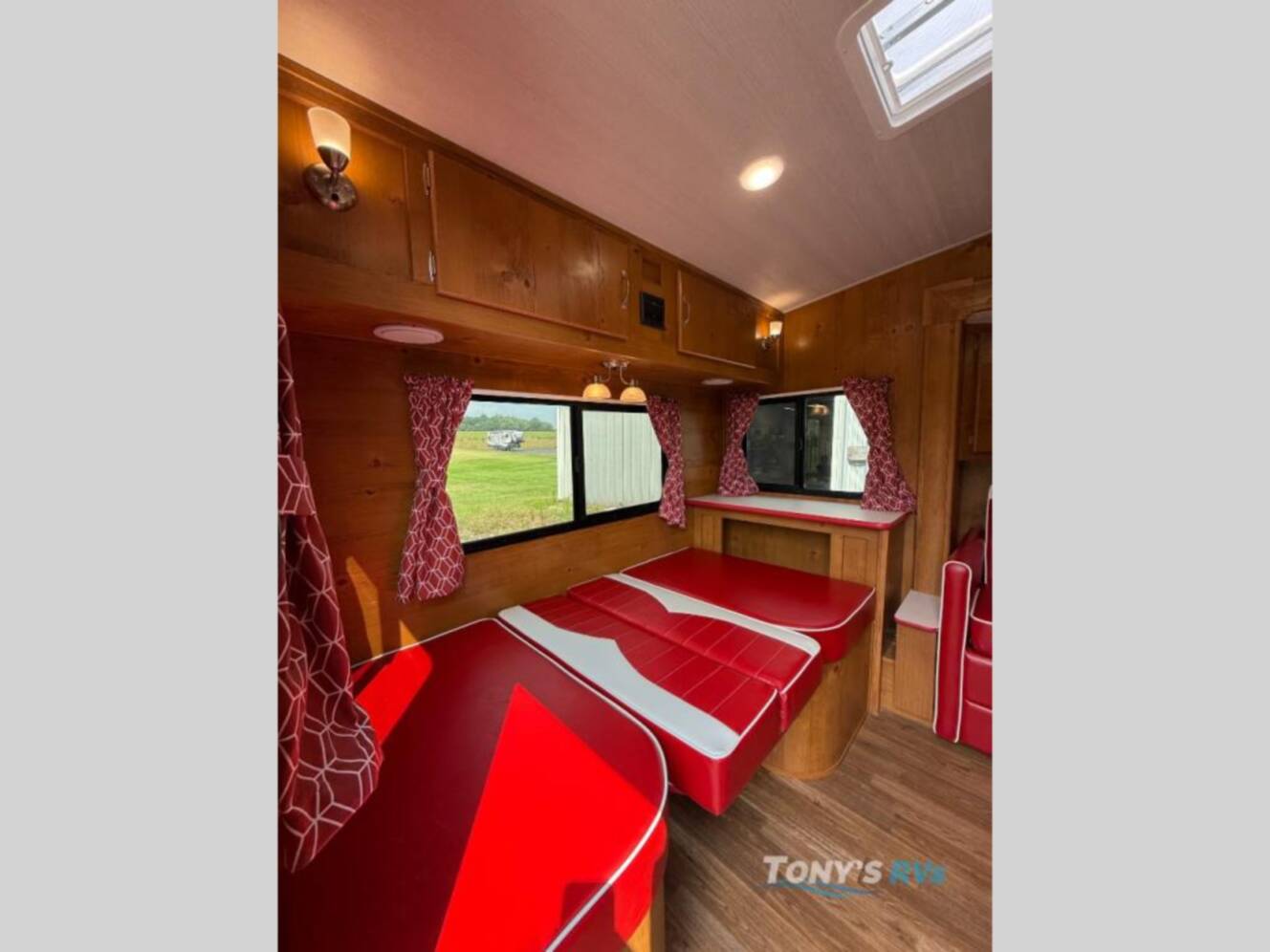 A photo of this 2027 Gulf Stream Rv Vintage Cruiser 23RSS