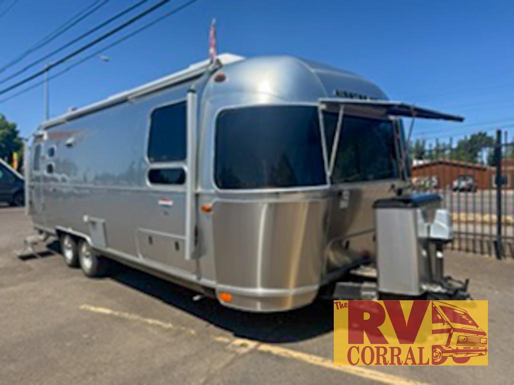 2017 Airstream International Signature 27FB Twin in eugene OR