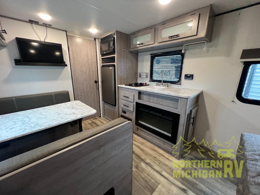 2023 Keystone Rv Coleman 17R in gaylord MI