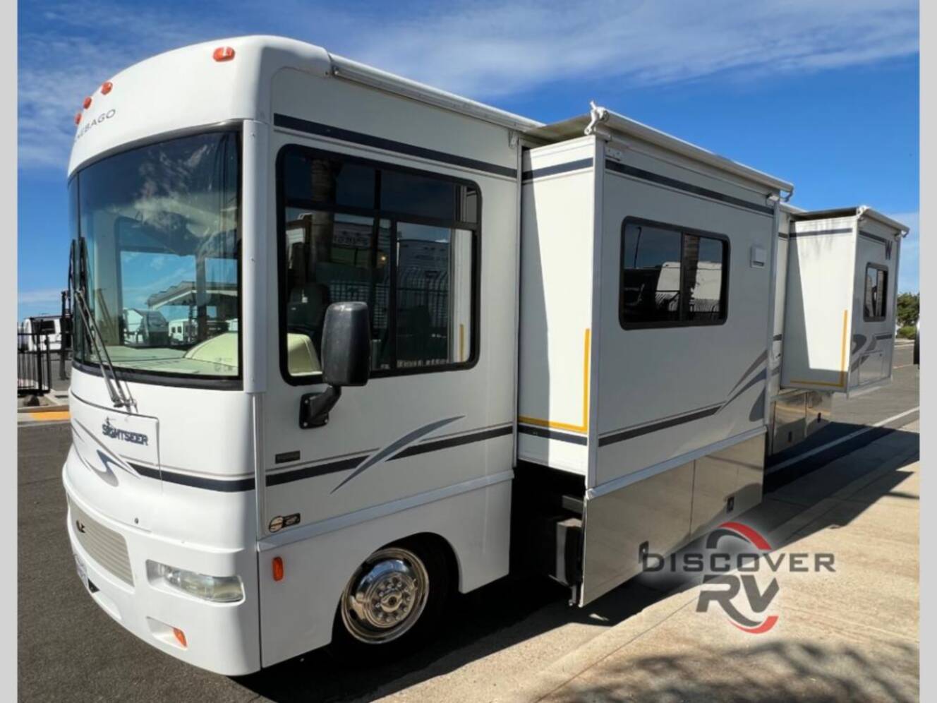 A photo of this 2005 Winnebago Sightseer 29R