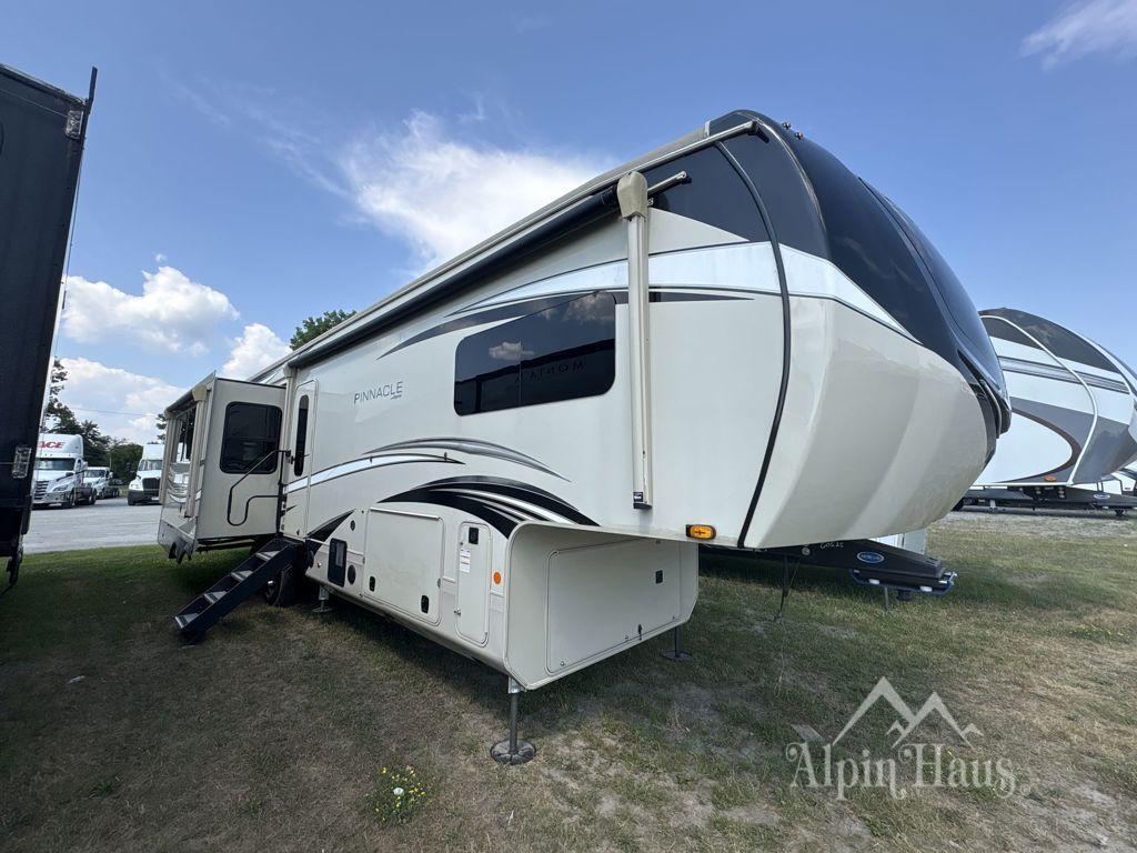 2022 Jayco Pinnacle 36SSWS in gansevoort NY