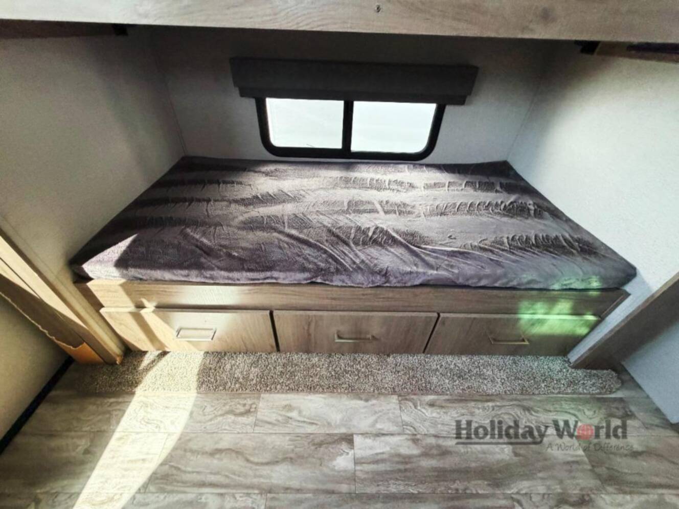 A photo of this 2021 Grand Design Imagine 3250BH