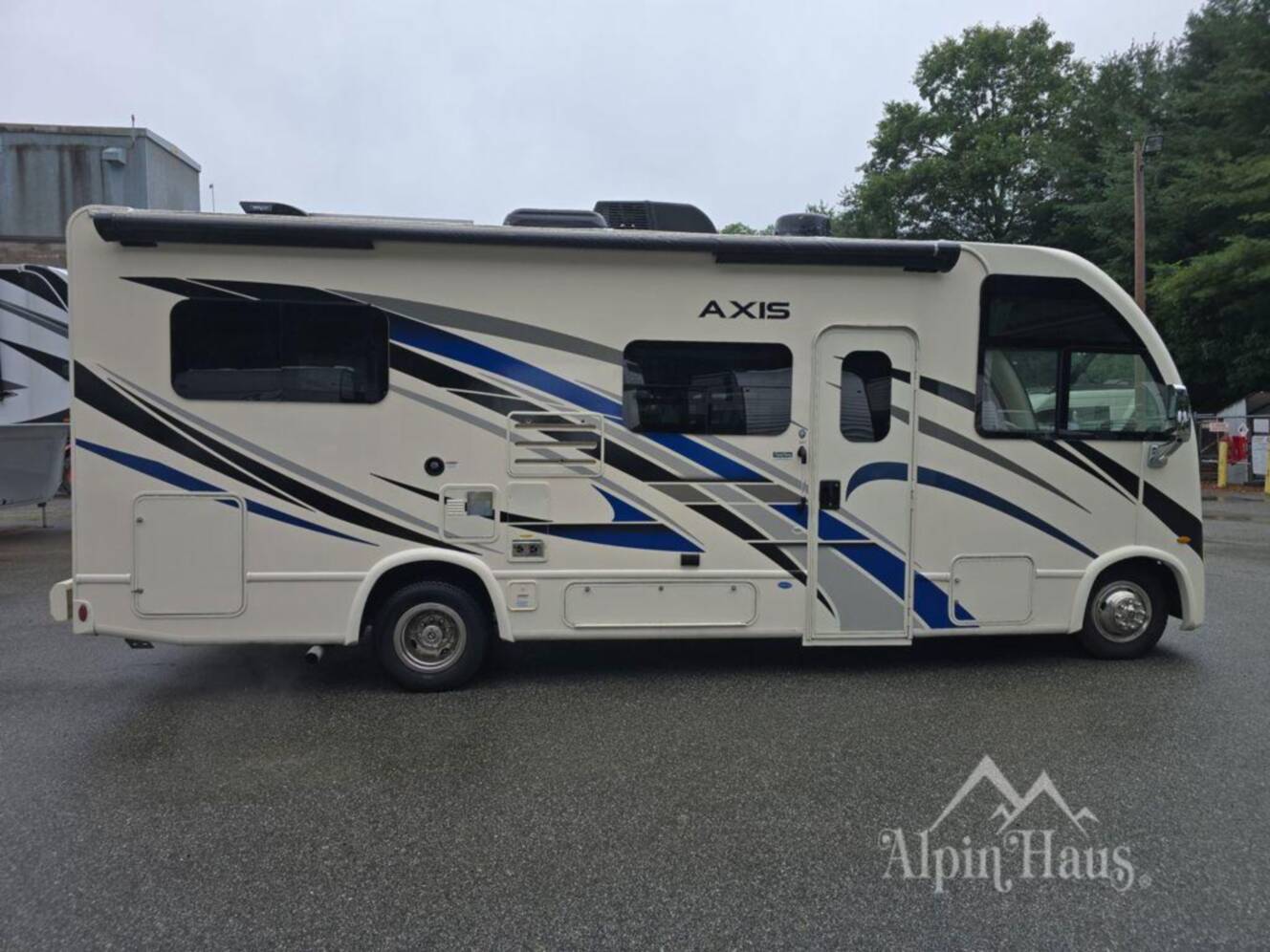 A photo of this 2023 Thor Motor Coach Axis 24.1