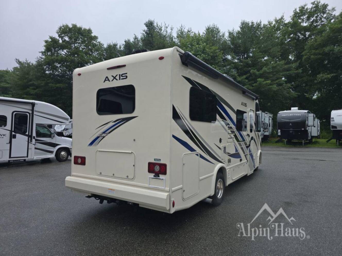 A photo of this 2023 Thor Motor Coach Axis 24.1