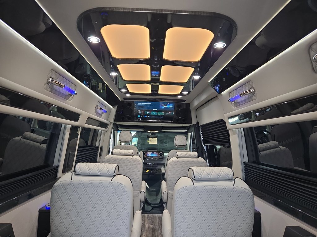 2027 Ultimate Toys COACH RV