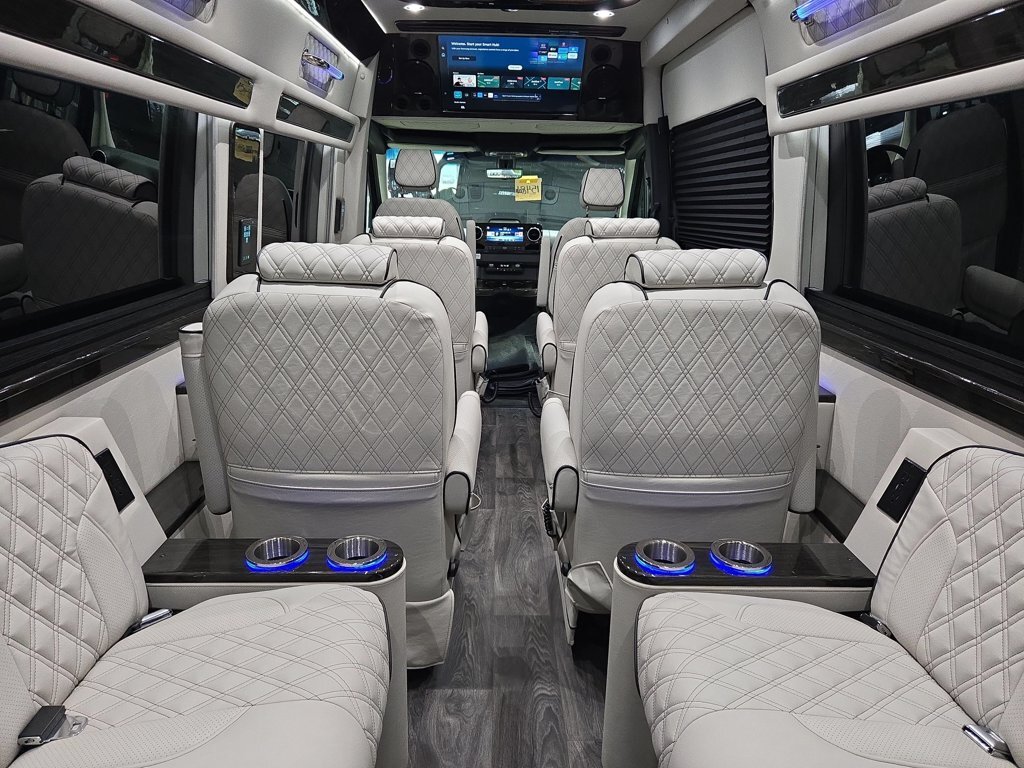 2027 Ultimate Toys COACH RV