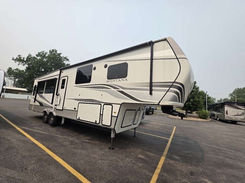 2022 Keystone Rv Montana 3231CK in north tonawanda NY