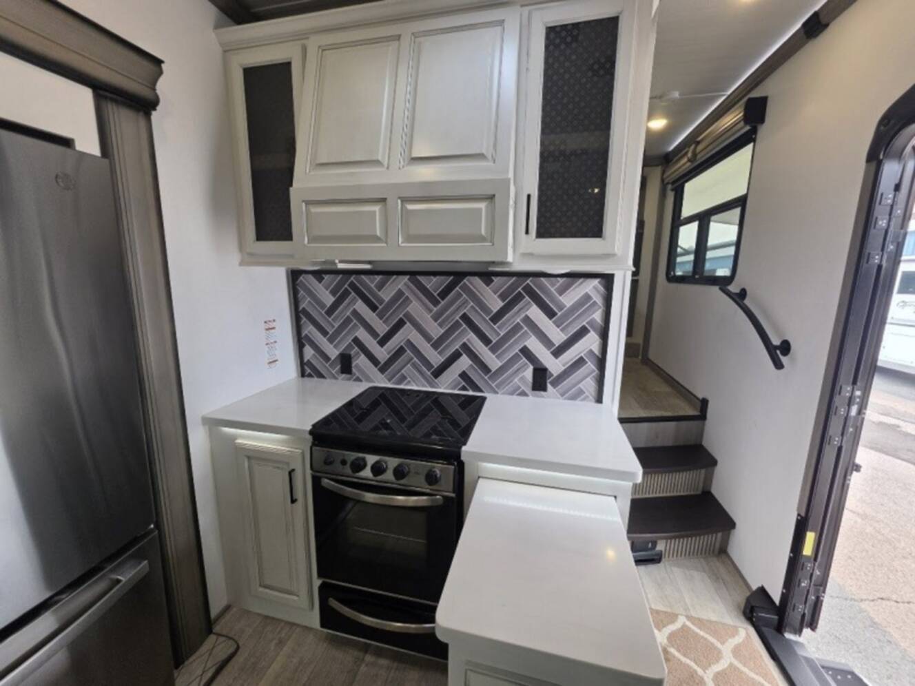A photo of this 2022 Keystone Rv Montana 3231CK