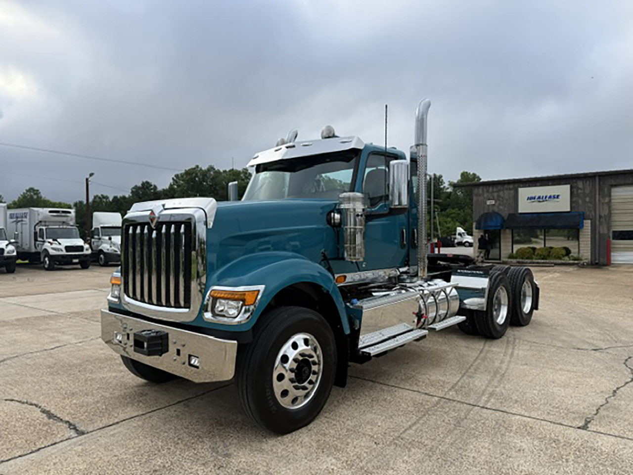 2027 INTERNATIONAL HX 520 in Columbus, MS