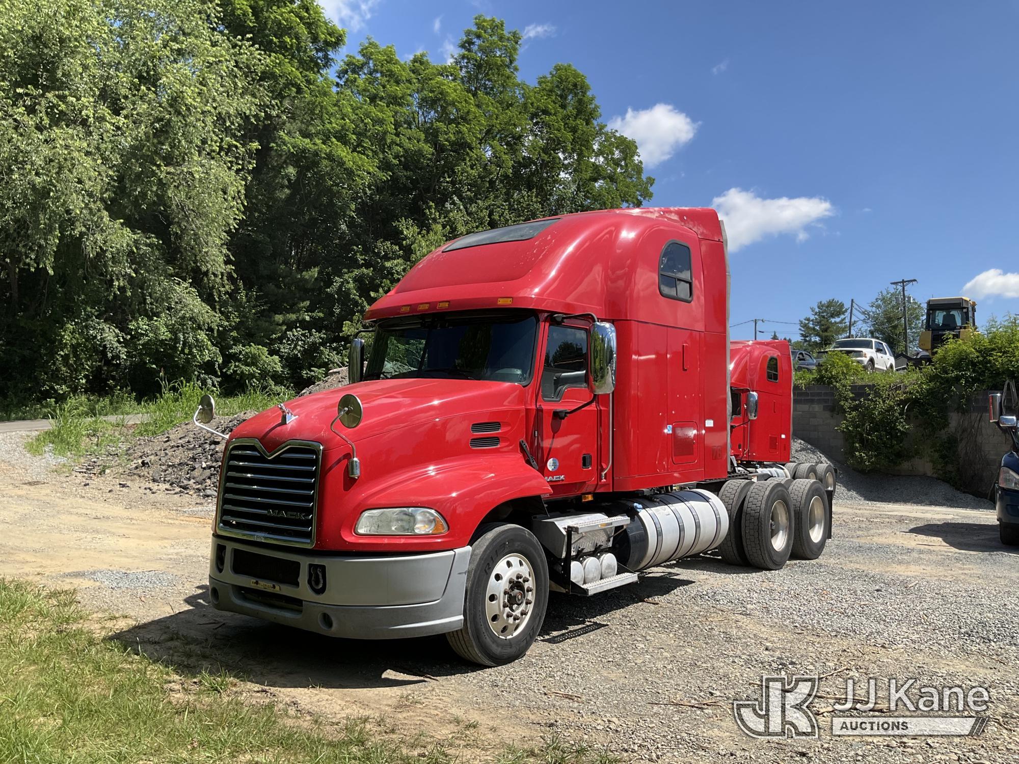 2016 MACK 600 in Sparta, NC
