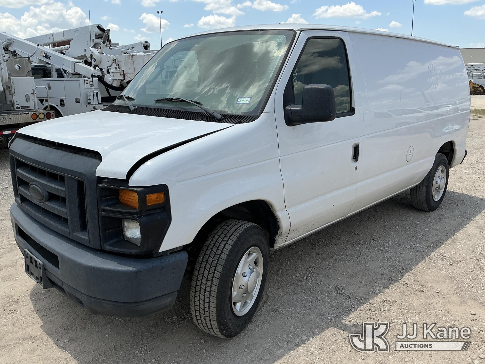 2014 Ford E150 in Waxahachie, TX