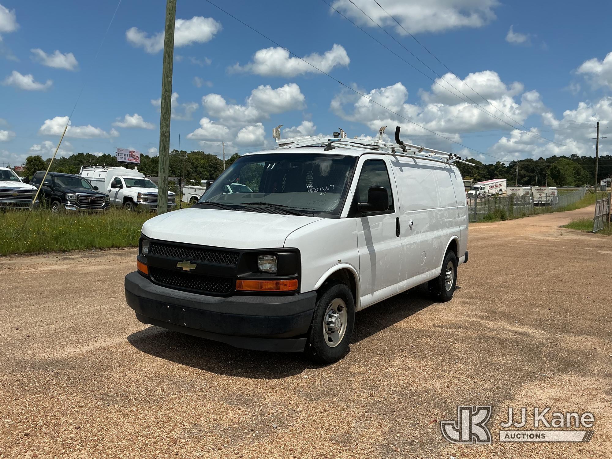 2017 CHEVROLET Express in Byram, MS