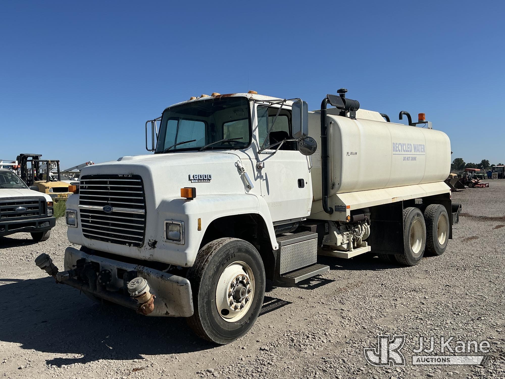 1993 FORD LNT8000F in Dixon, CA