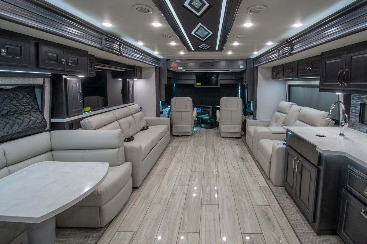 2026 Holiday Rambler Armada 44B in alvarado TX