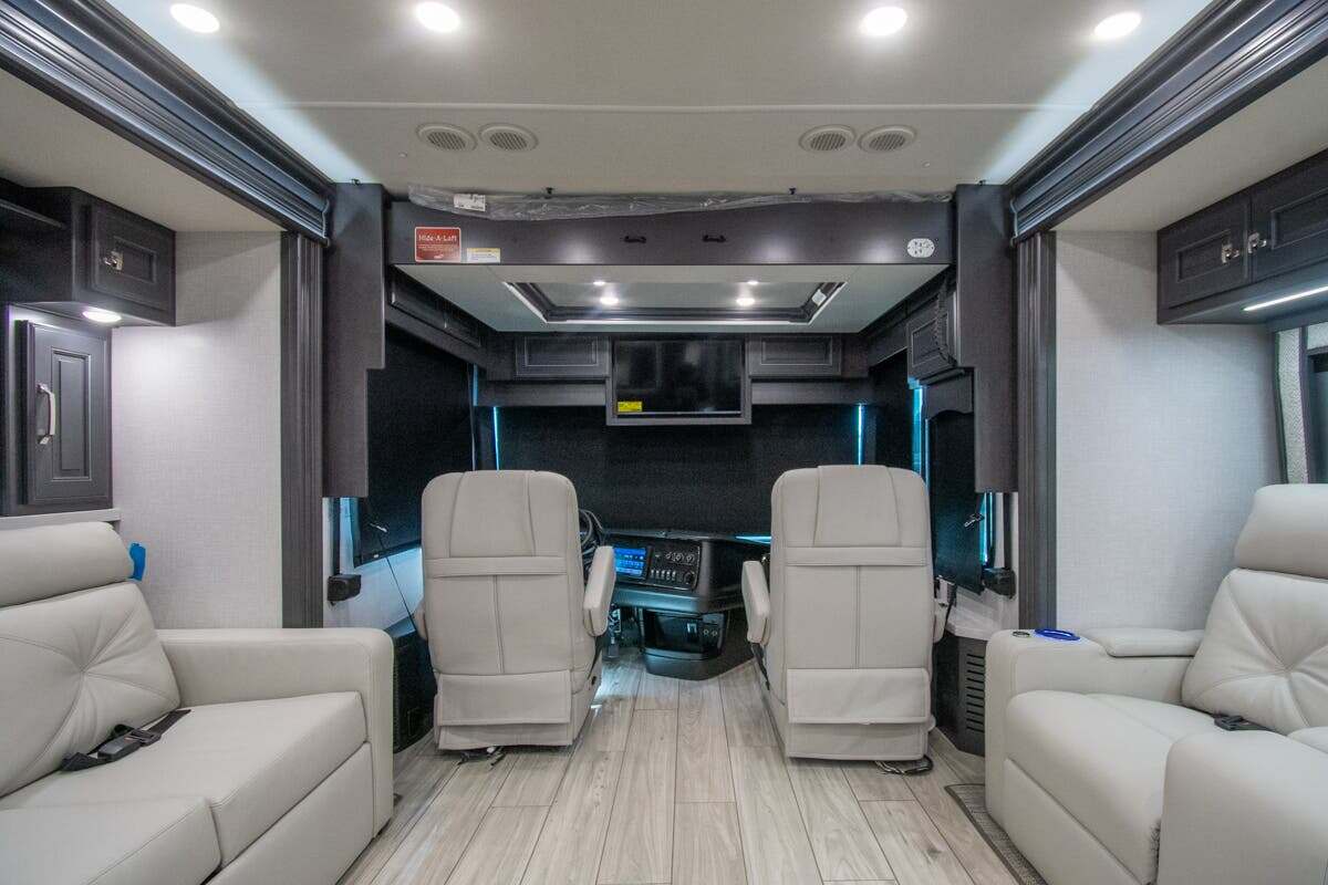 2026 Holiday Rambler Armada 44B in alvarado TX