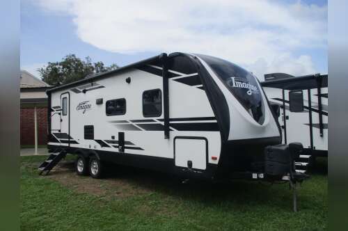 2022 Grand Design Imagine 2600RB in cross city FL