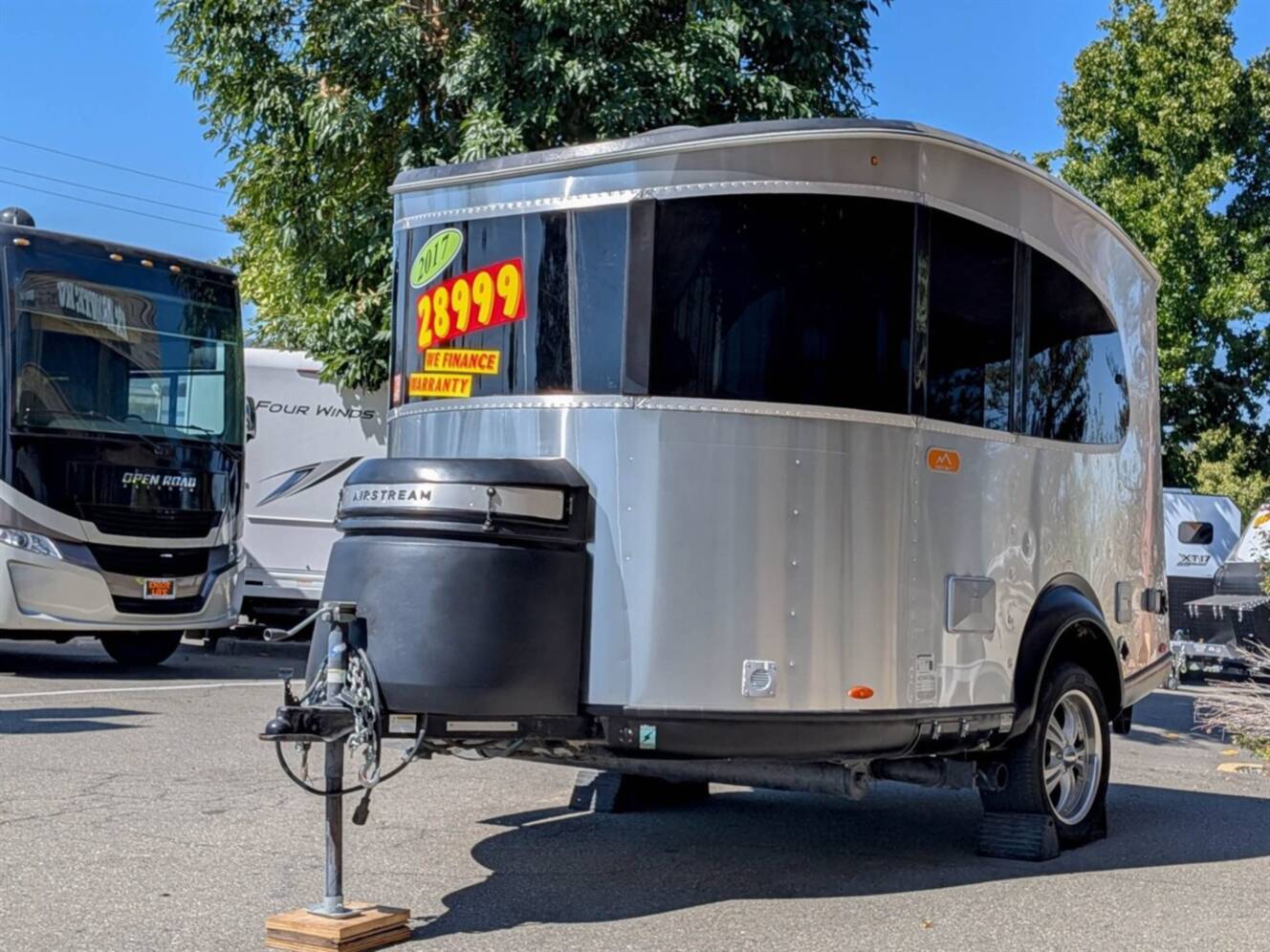 A photo of this 2017 Airstream Basecamp 16