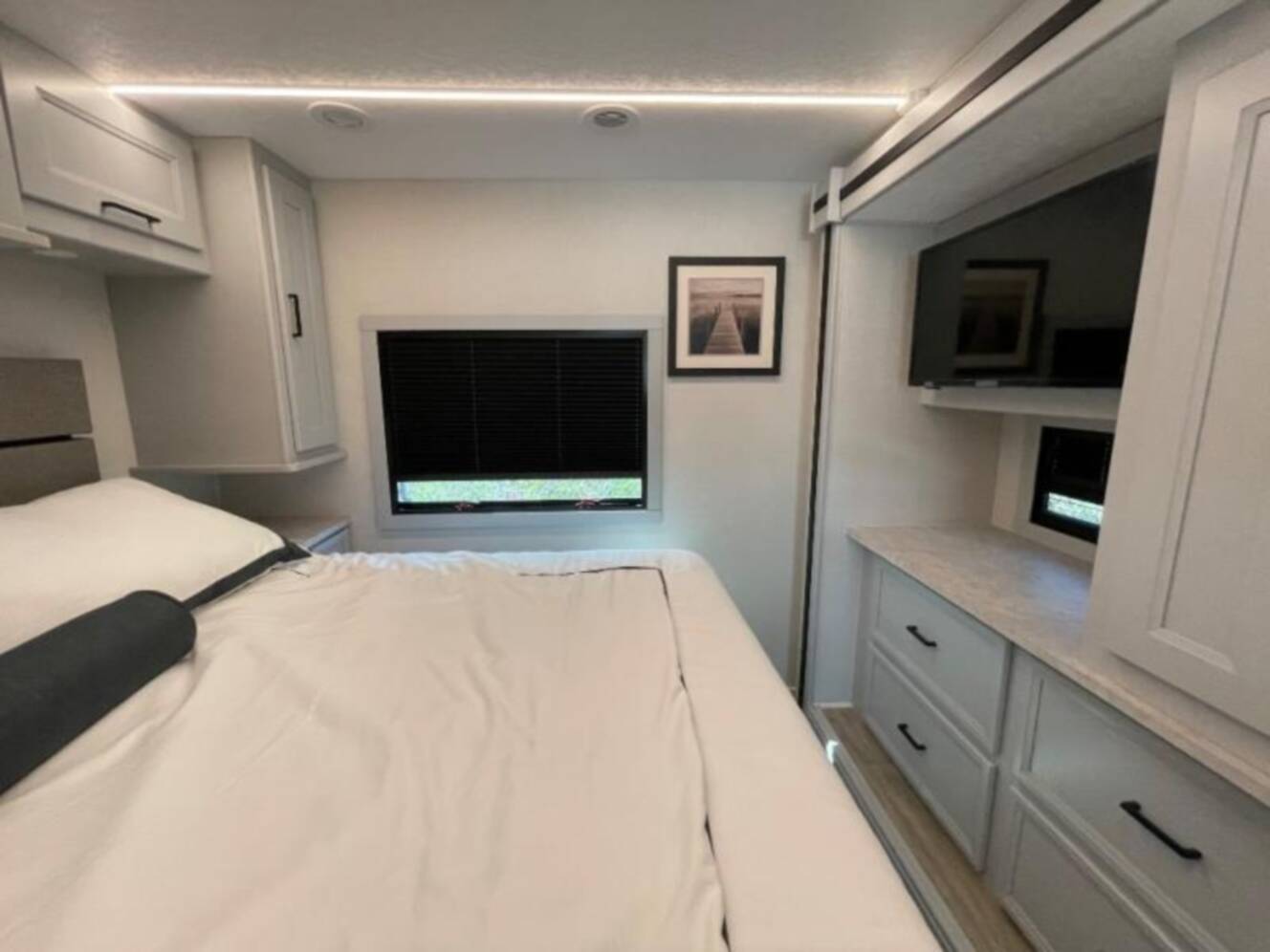 A photo of this 2026 Coachmen Mirada 33SS