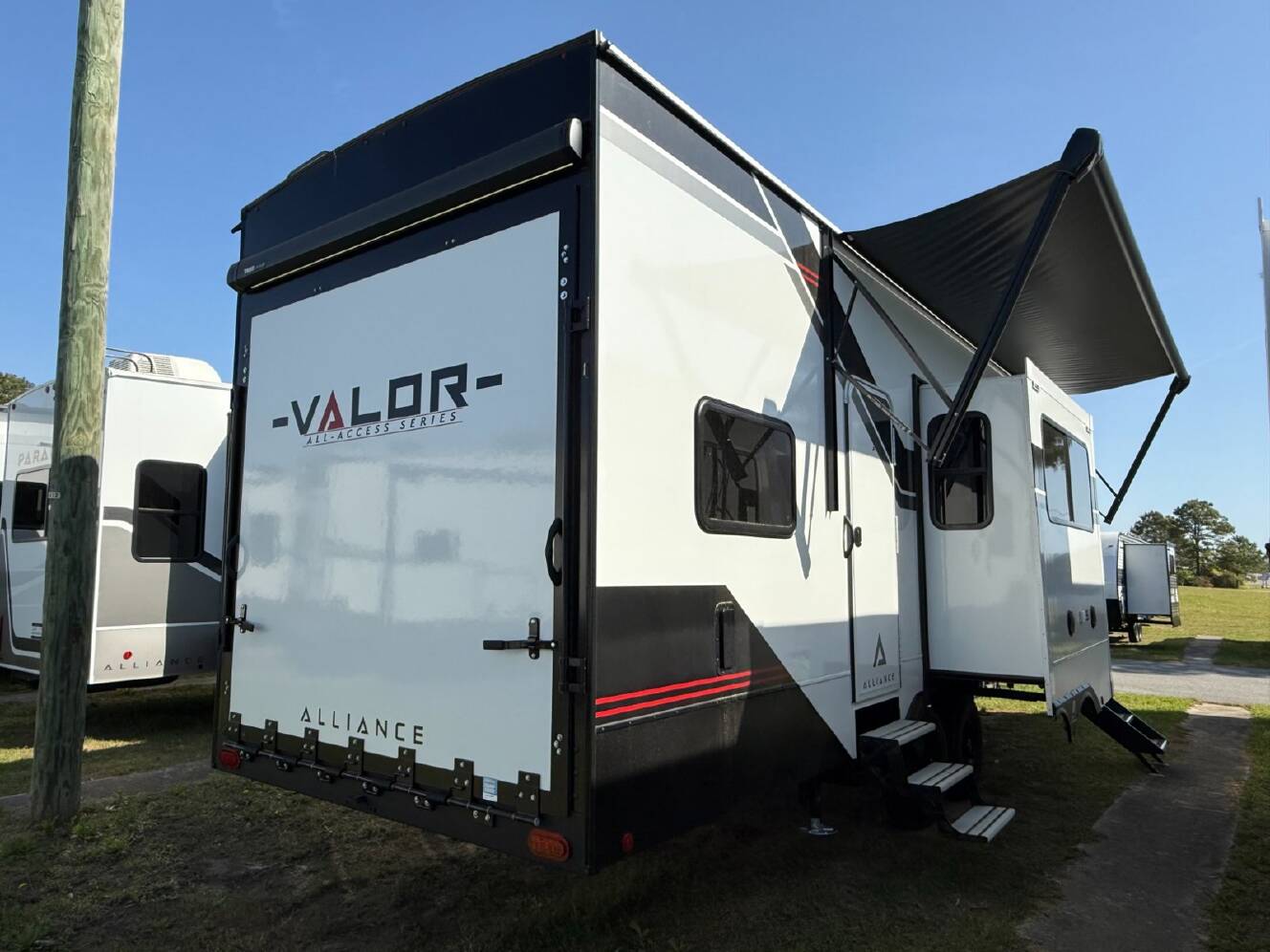 A photo of this 2026 Alliance Valor 32A10
