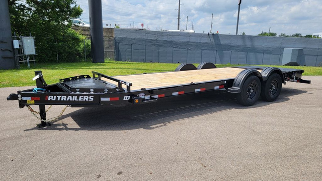 2026 PJ Trailers 7'X17'+3' 15.4K Voyager Equipment Trailer in Delphos, ME