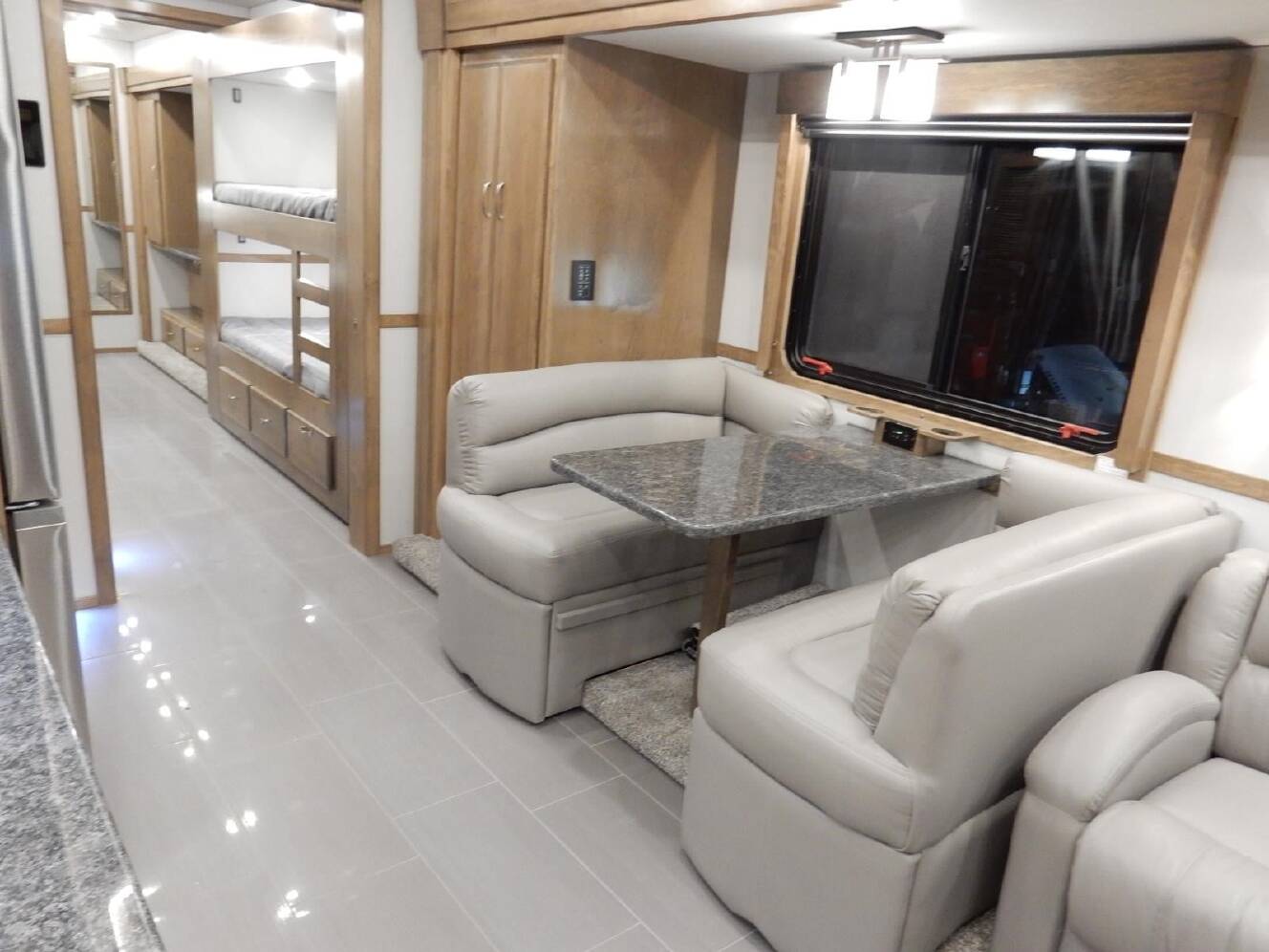 A photo of this 2027 Show Hauler SH1377T1-36