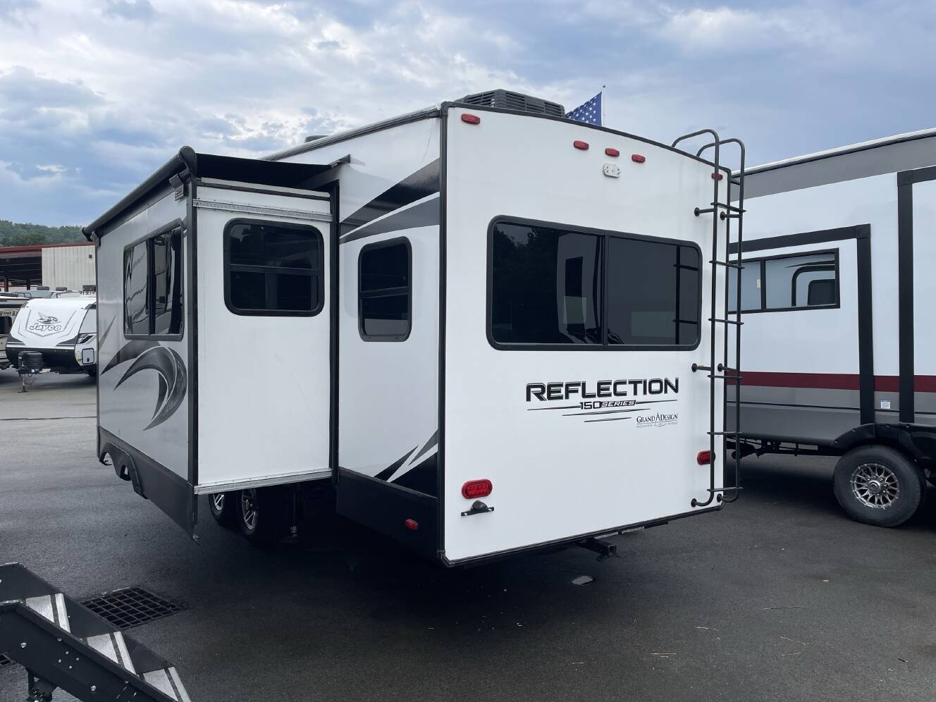 A photo of this 2022 Grand Design REFLECTION 150 SERIES 260RD
