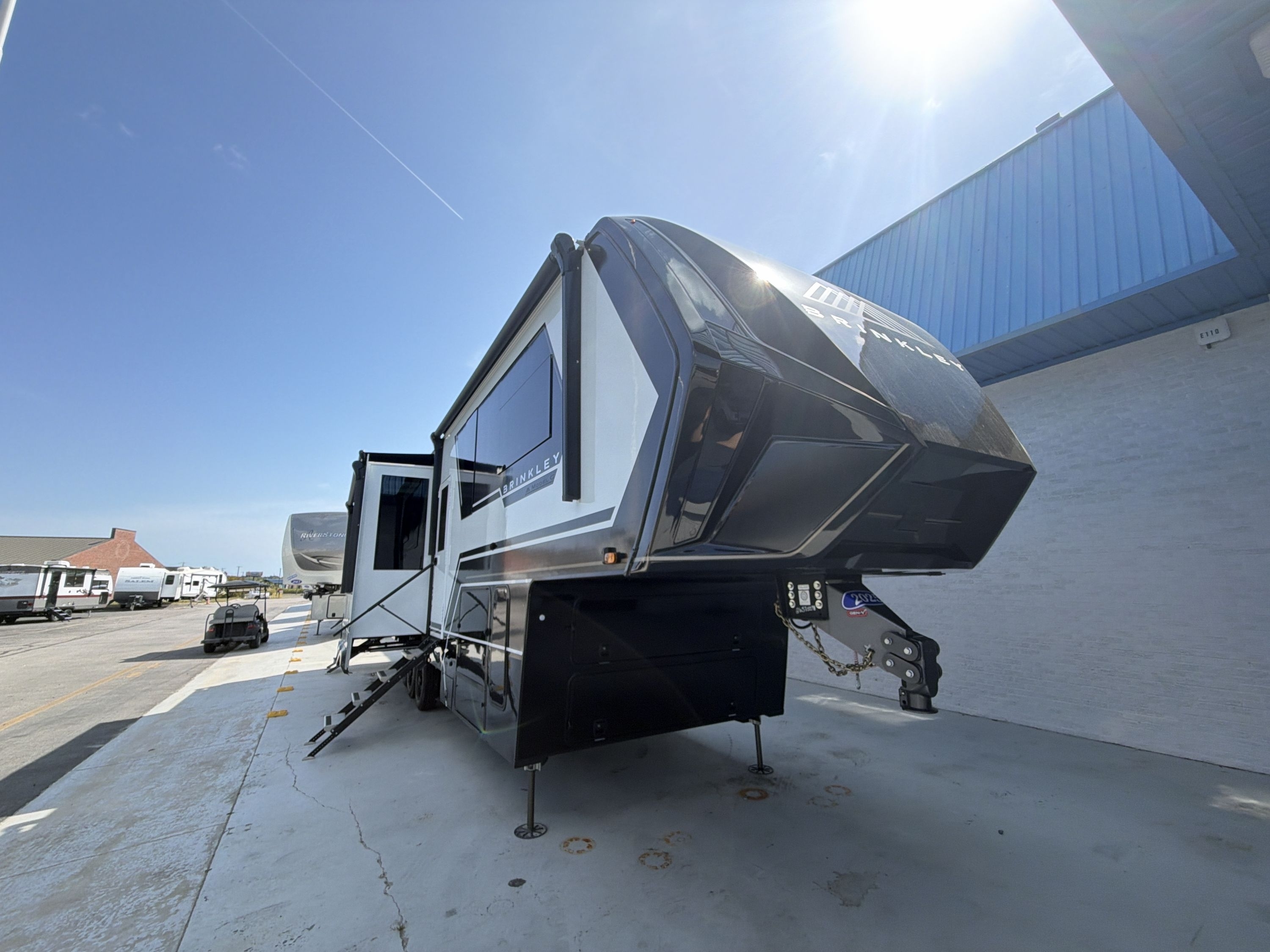 2025 Brinkley MODEL Z 3250 Fifth Wheel Toy Hauler RV