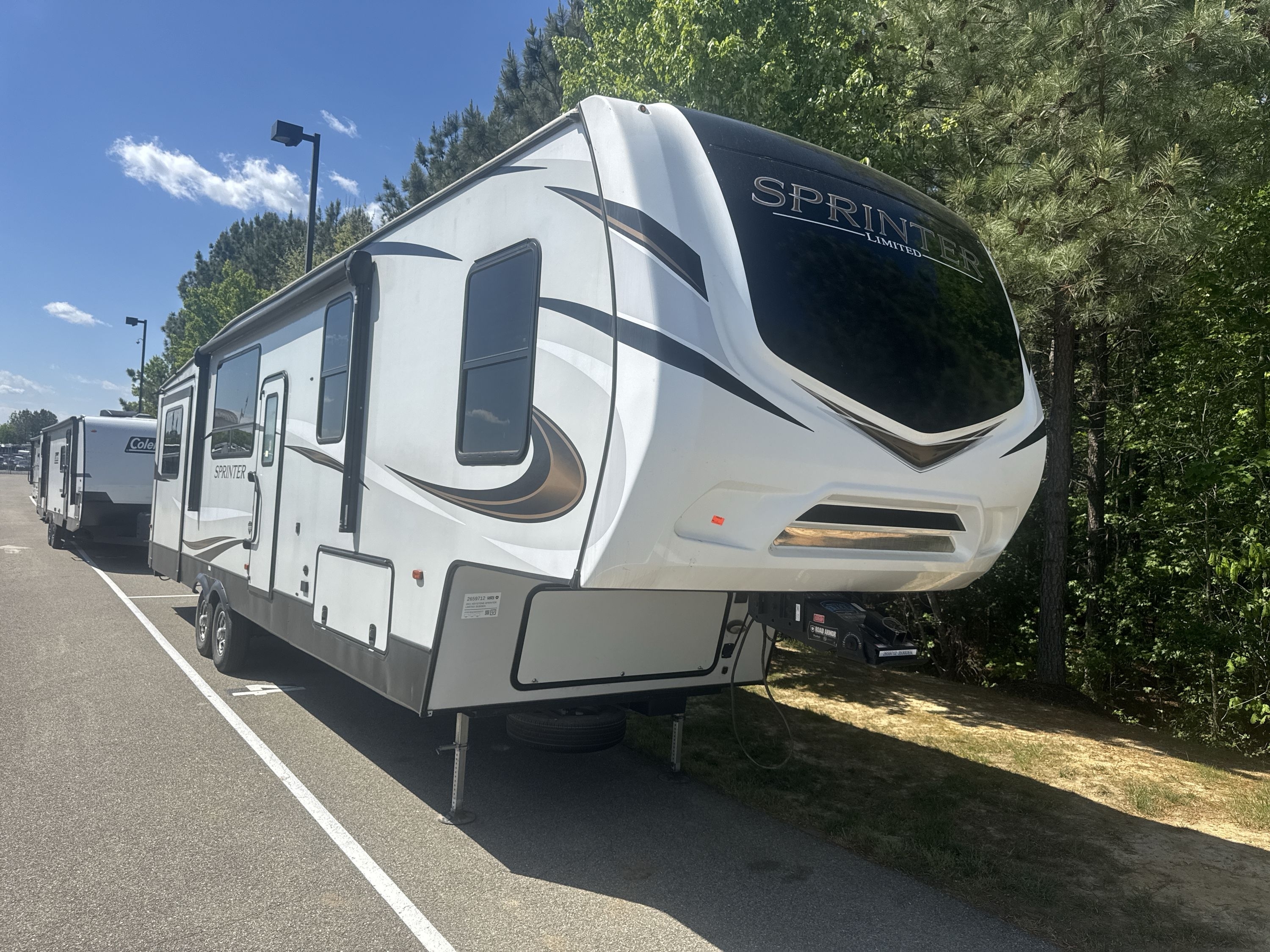 2021 Keystone SPRINTER LIMITED 3530DEN RV