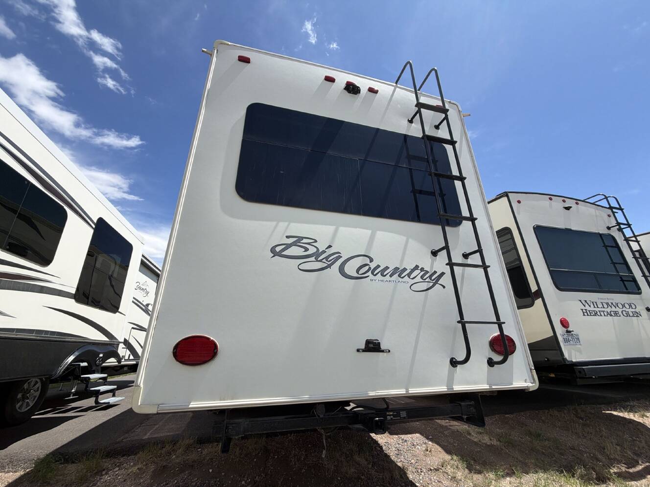 A photo of this 2017 Heartland BIG COUNTRY 3560SS