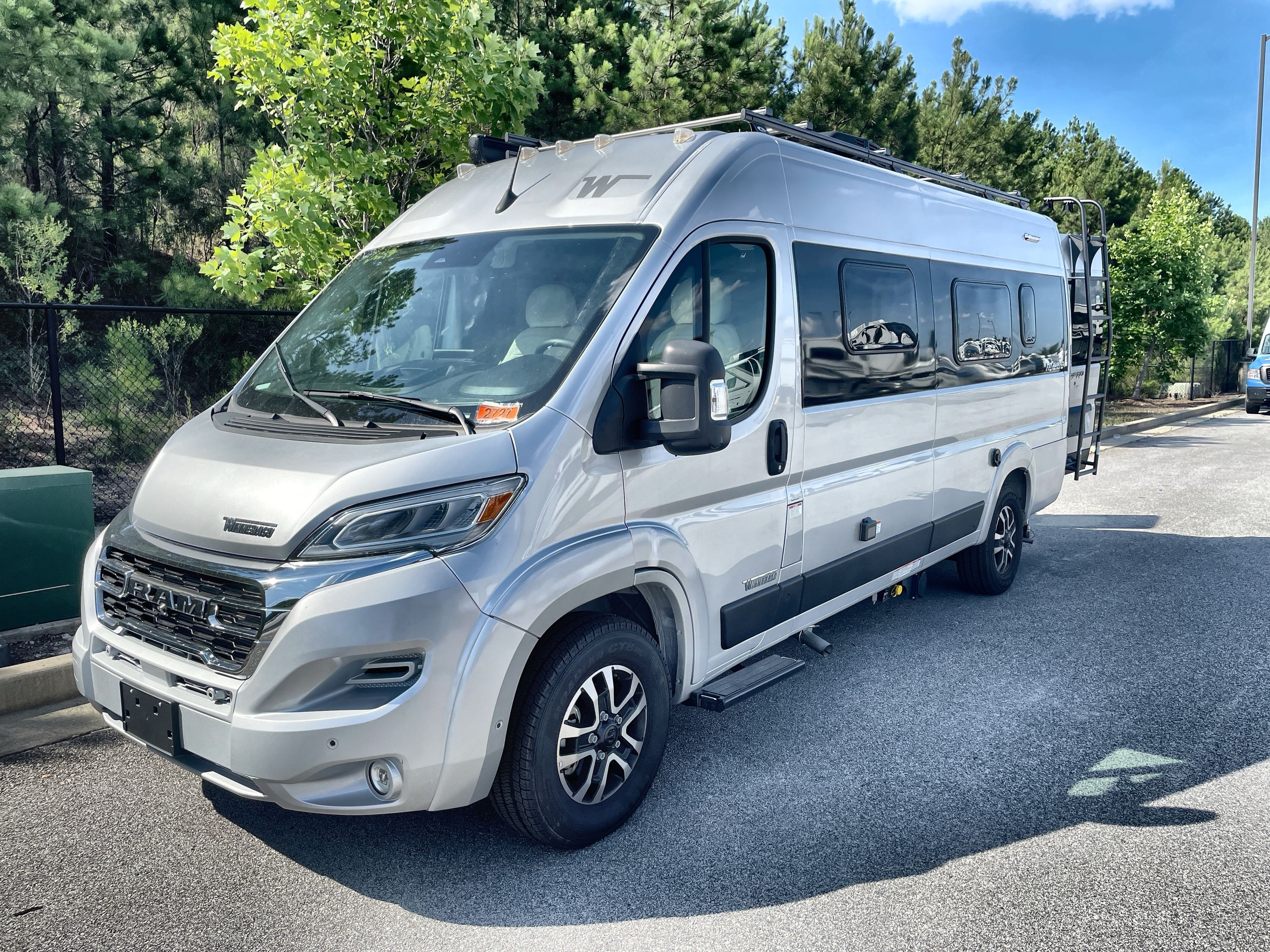 2025 Winnebago TRAVATO 59K RV