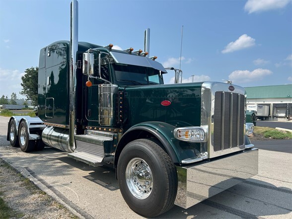 2024 PETERBILT 389 in Grove City, OH