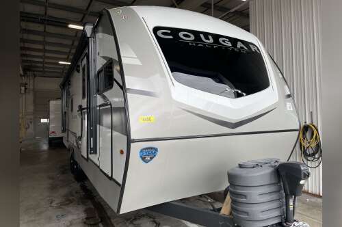 2025 Keystone COUGAR 25FKD in west coxsackie NY