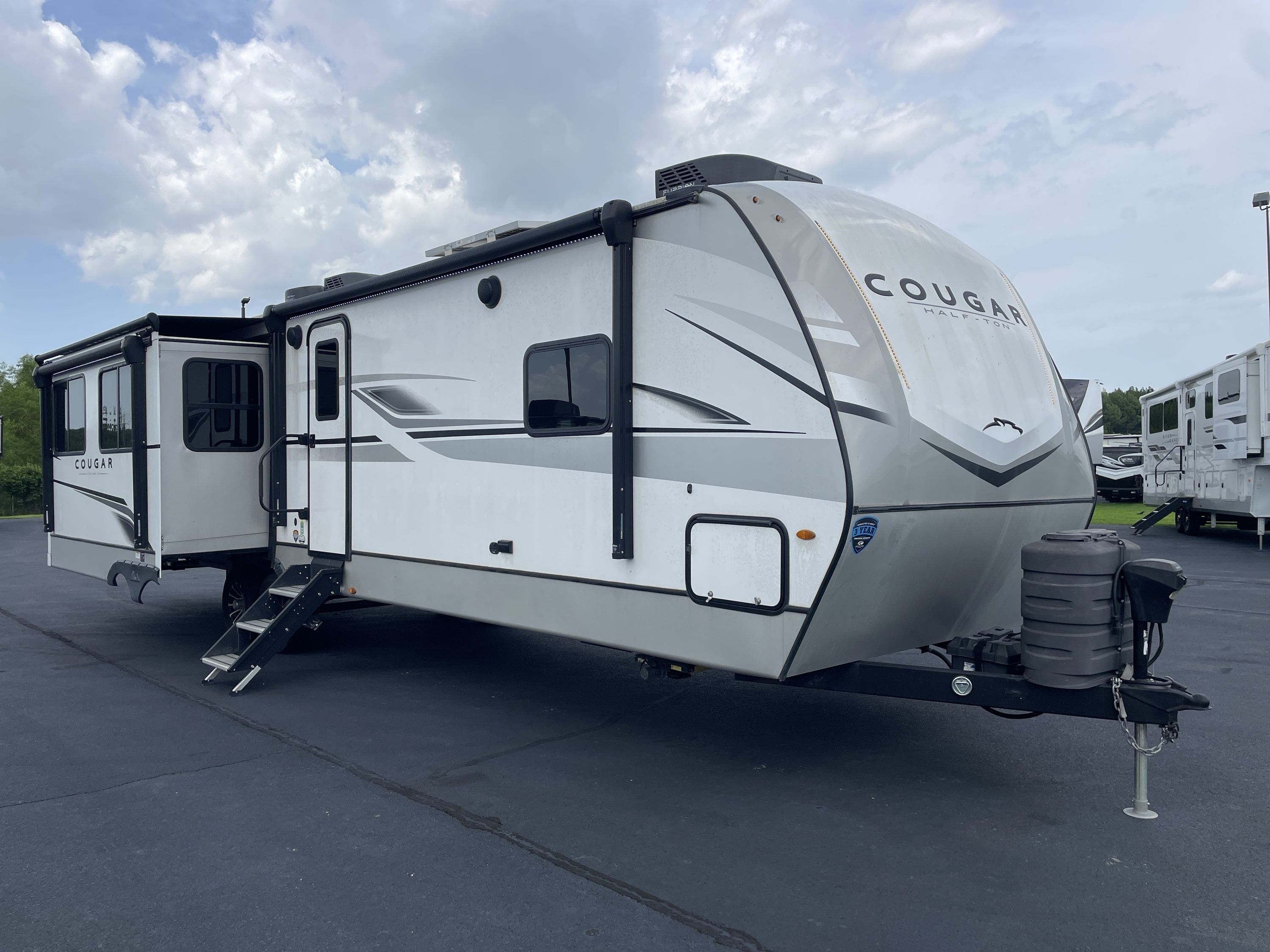 2024 Keystone COUGAR 33RLI RV