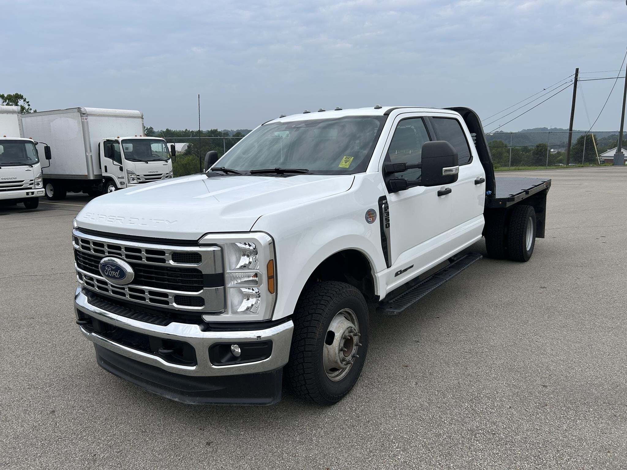2025 FORD F350 XLT LARIAT in Saint Albans, WV