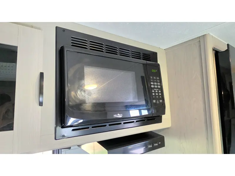 2024 Coachman Clipper 18BH