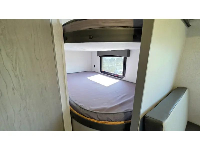 2024 Coachman Clipper 18BH