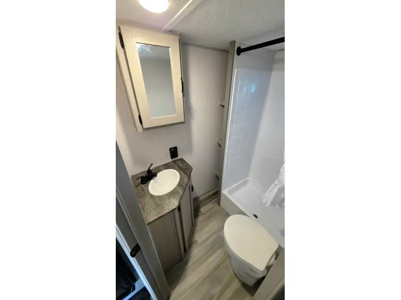 2024 Coachman Clipper 18BH