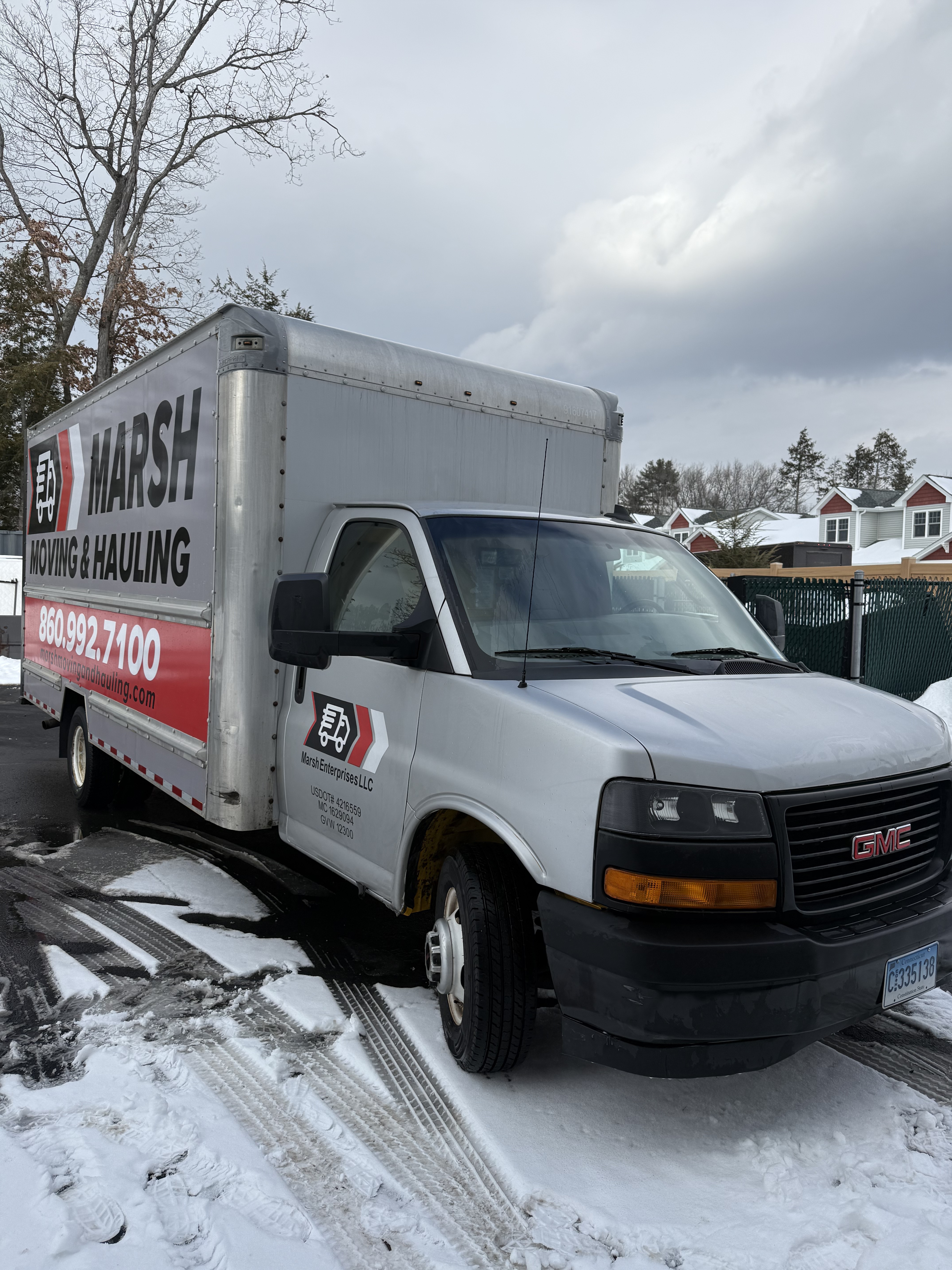 2018 GMC SAVANA G3500 in Granby, CT