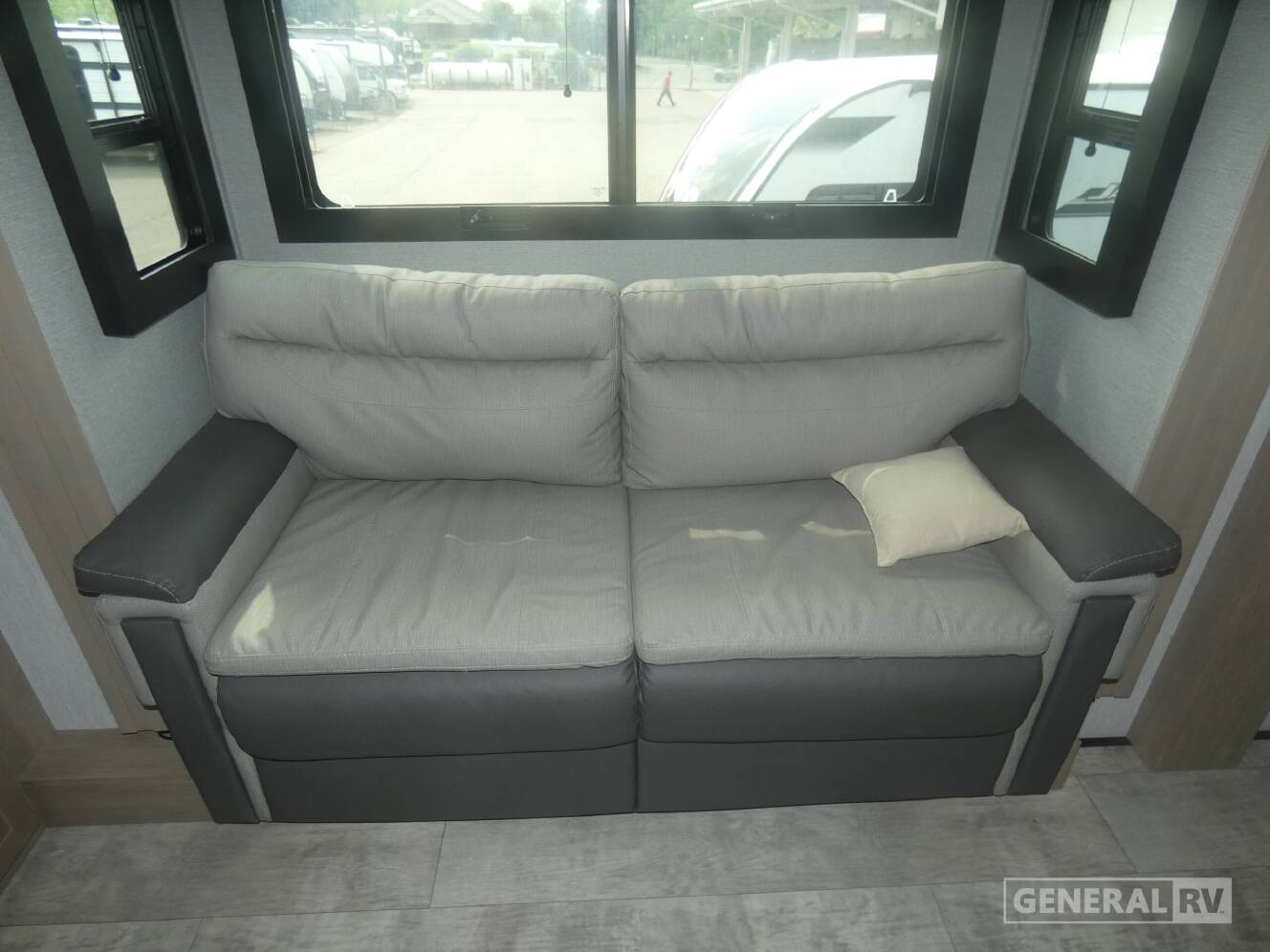 A photo of this 2023 Grand Design MOMENTUM 376THS