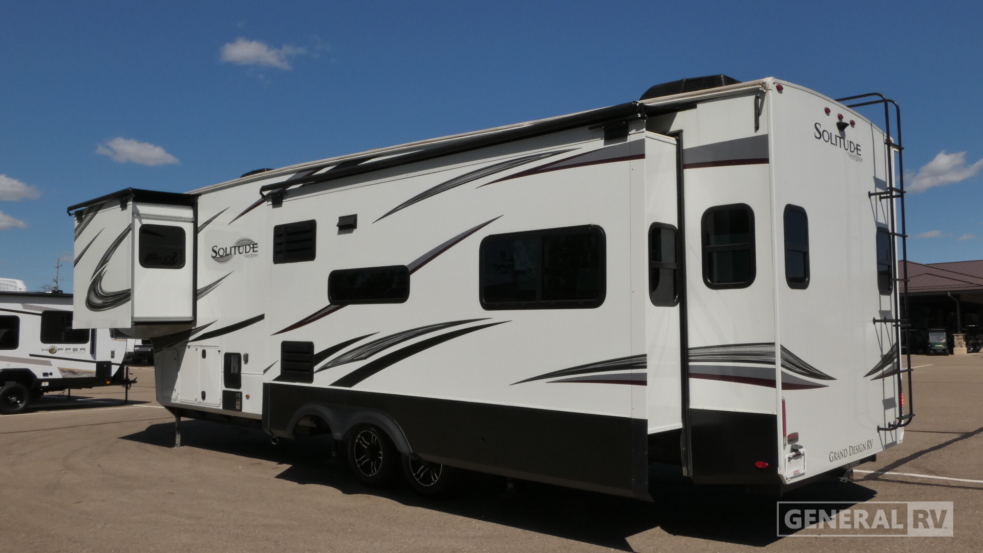 2022 Grand Design SOLITUDE S-CLASS 3330RE in clarkston MI