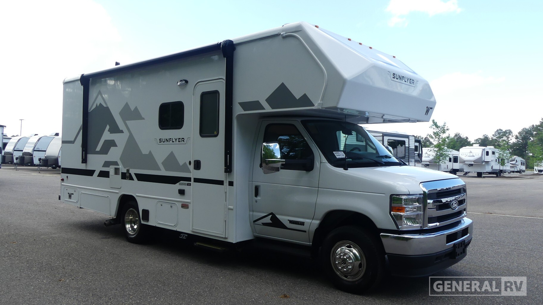 2027 Winnebago SUNFLYER 22RS in ashland VA