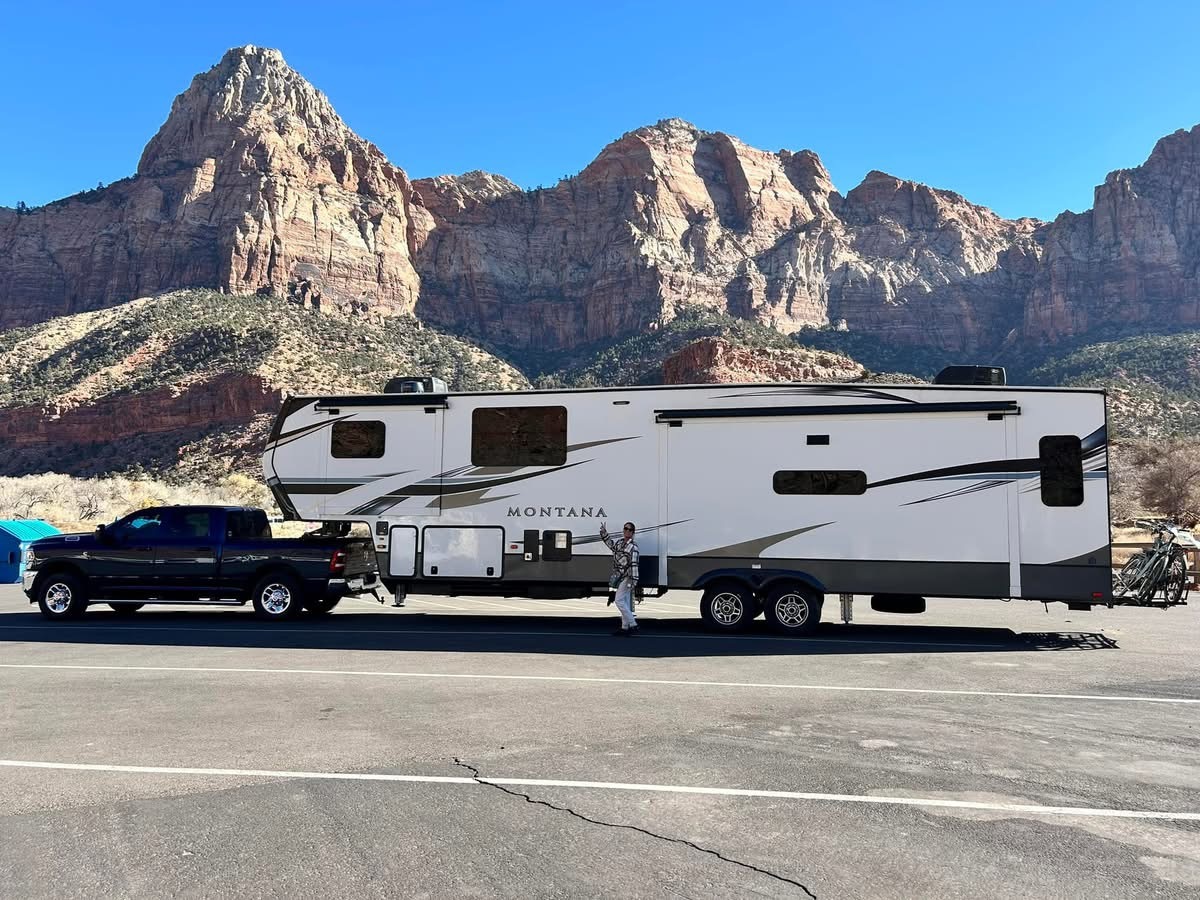 2021 Keystone MONTANA 3781RL RV