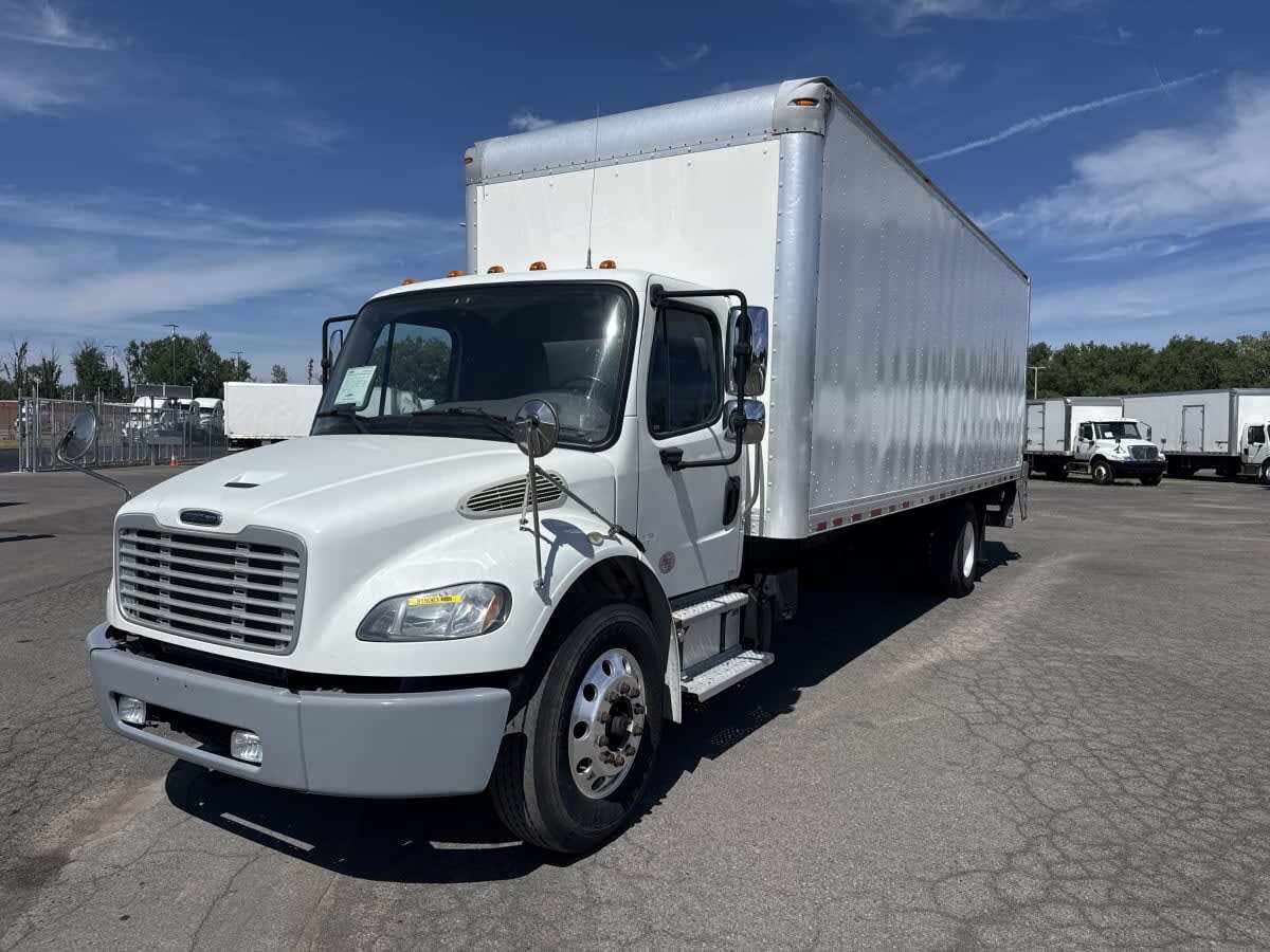 2019 FREIGHTLINER BUSINESS CLASS M2 106 in Hampton, VA