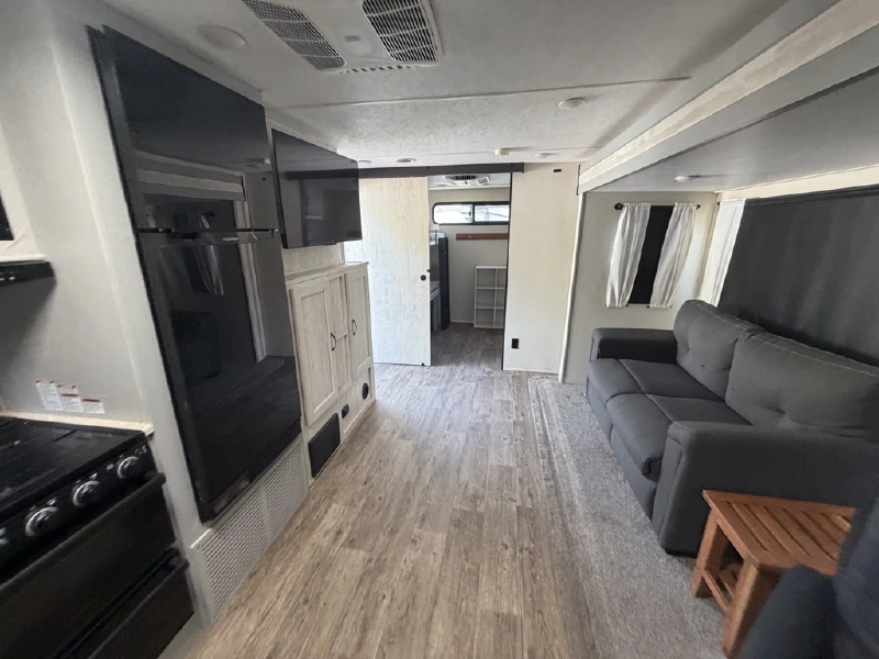 2023 FOREST RIVER VIBE 28BH
