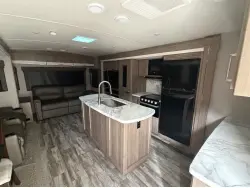 2022 GRAND DESIGN IMAGINE 2970RL