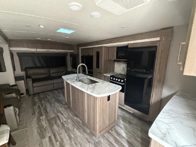 2022 GRAND DESIGN IMAGINE 2970RL